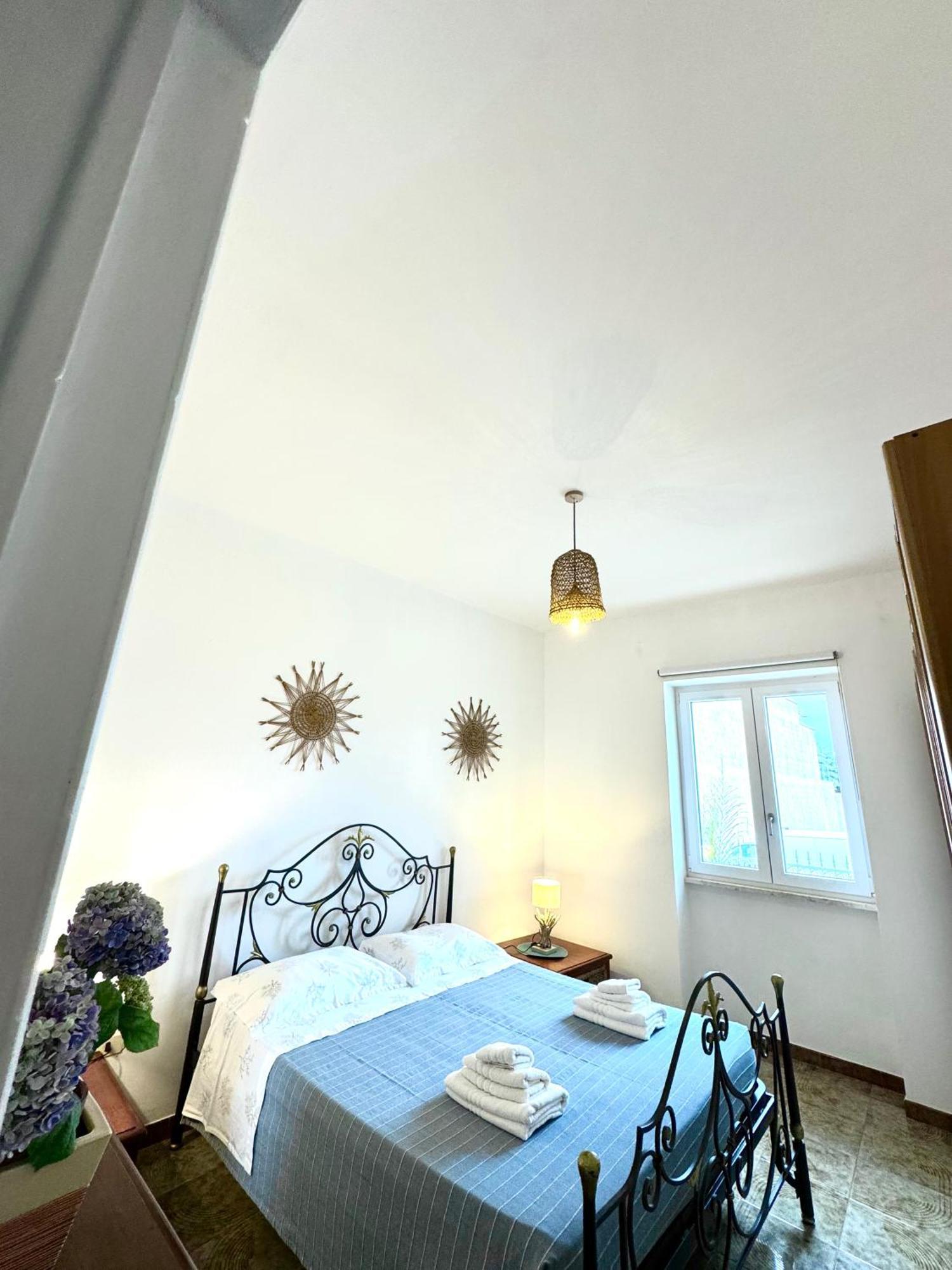 Aquarama Rooms & Apartments Torre Squillace Ngoại thất bức ảnh